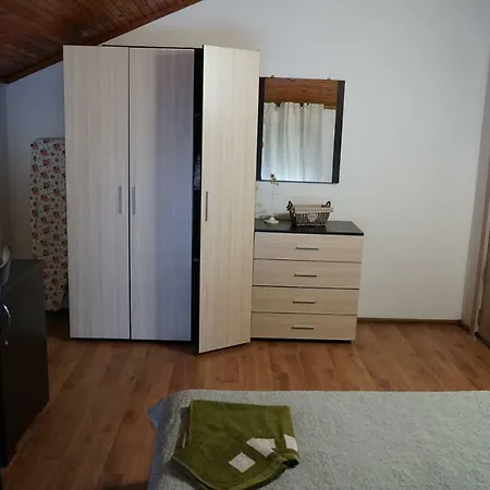 Lambovi - Lyubomir Lambov Guest house