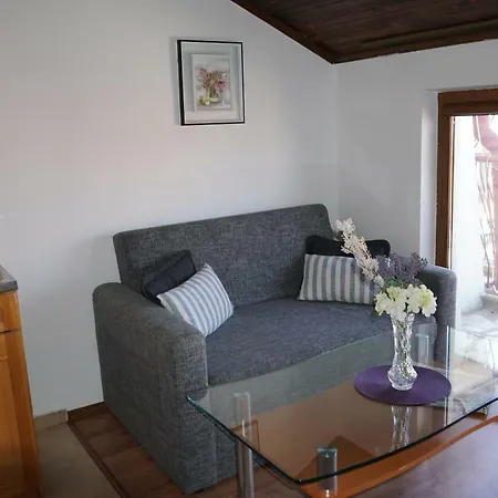 Lambovi - Lyubomir Lambov Guest house